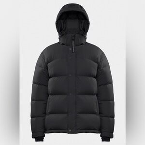 Aritizia Super Puff 🖤